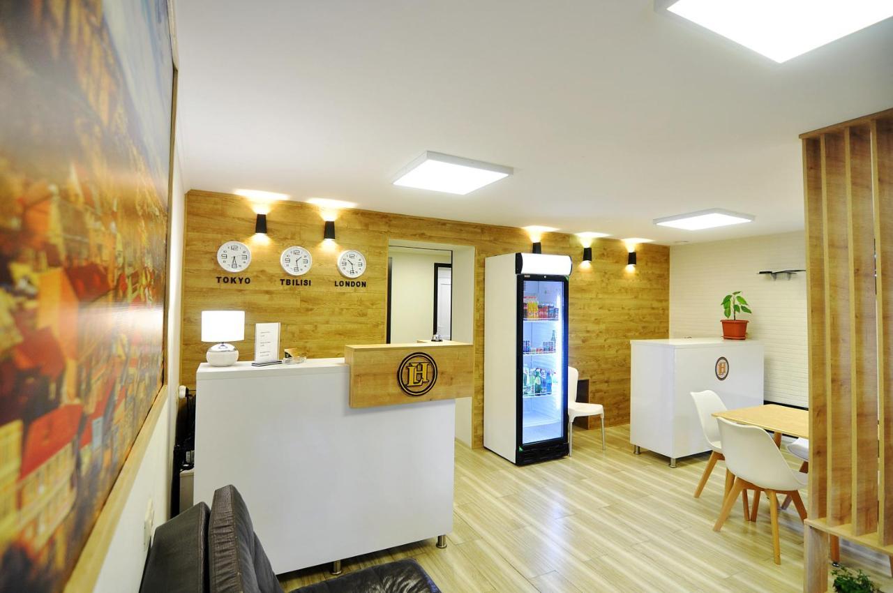 Light Hotel Tiflis Exterior foto
