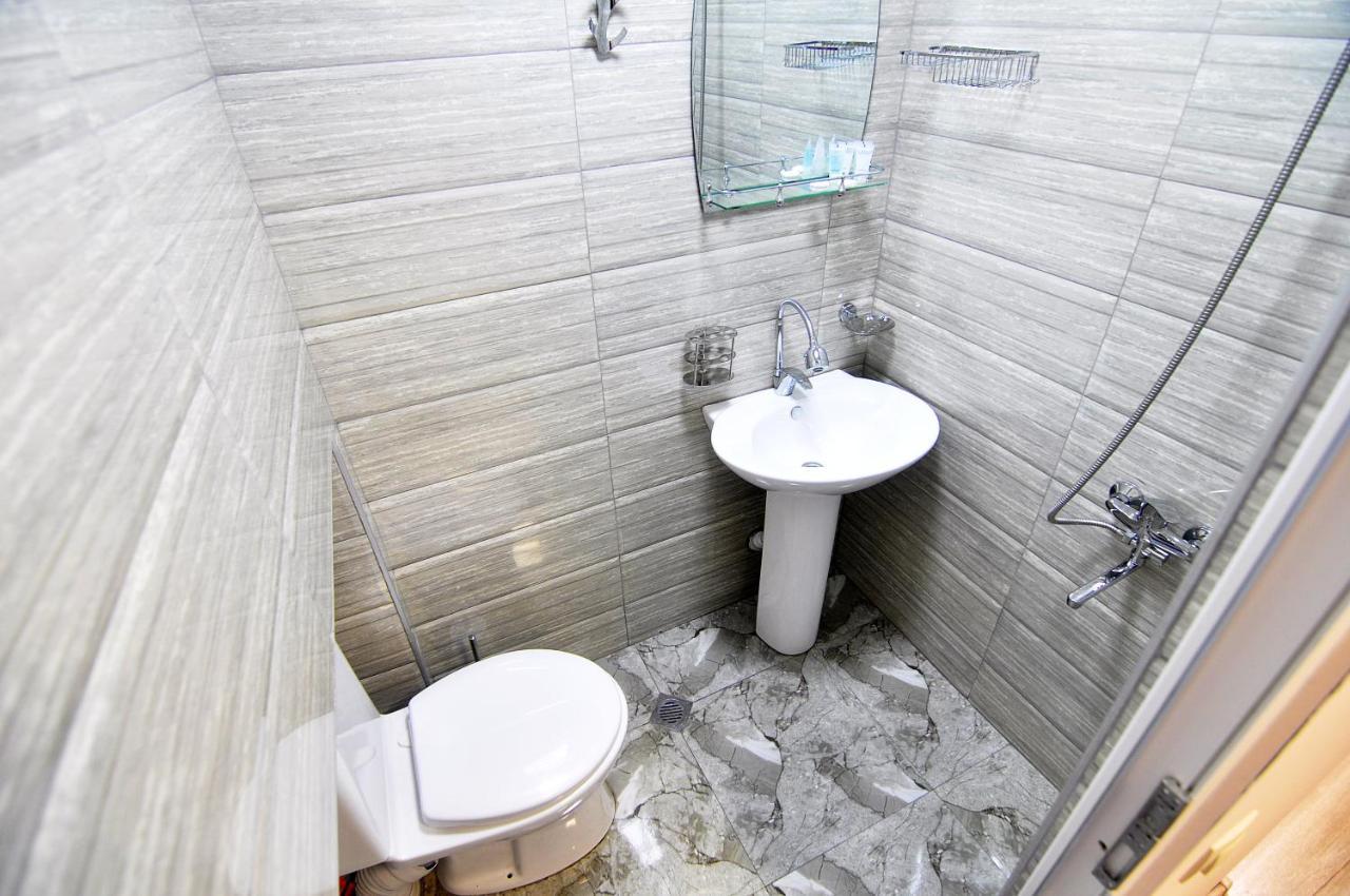 Light Hotel Tiflis Habitación foto